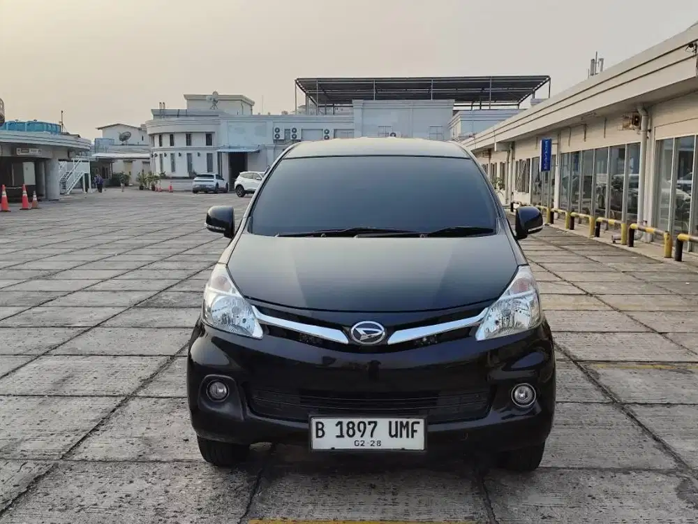 XENIA R AT 2014 KILOMETER RENDAH