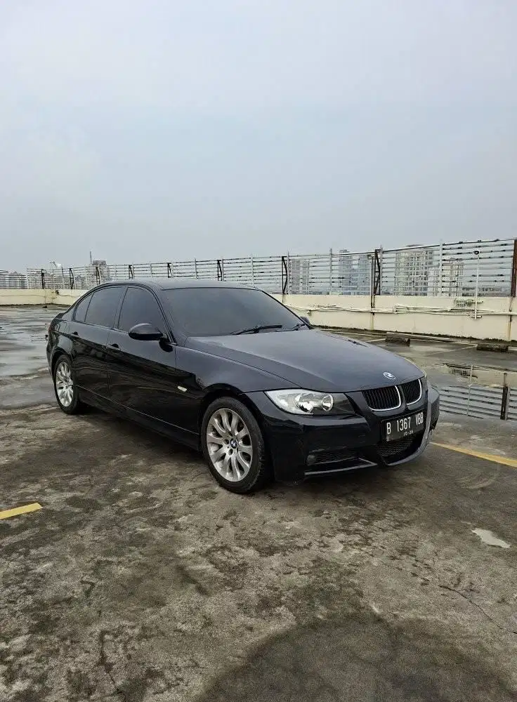 BMW 320I E90 automatic 2006 prefacelift
