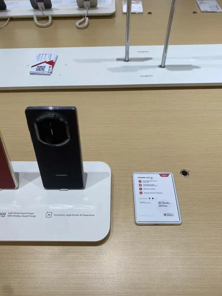 Huawei mate X7.
