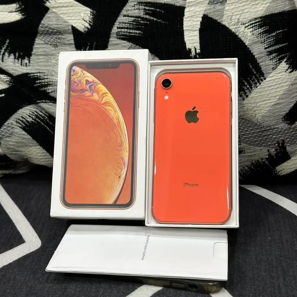 iPhone Xr Coral 128 GB Inter