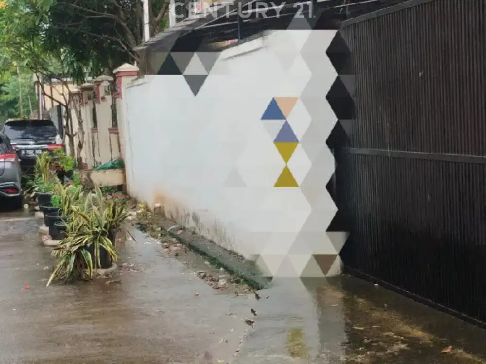 Rumah Tua Tomang Luas 435 Dalam Komplek Lingkungan Tenang  & Elit