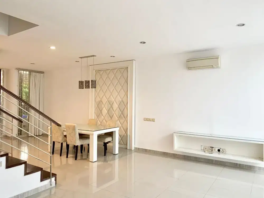 Dijual rumah 2 lantai siap huni Citrasun Semarang 10142