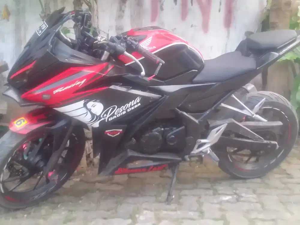honda CB150R sport