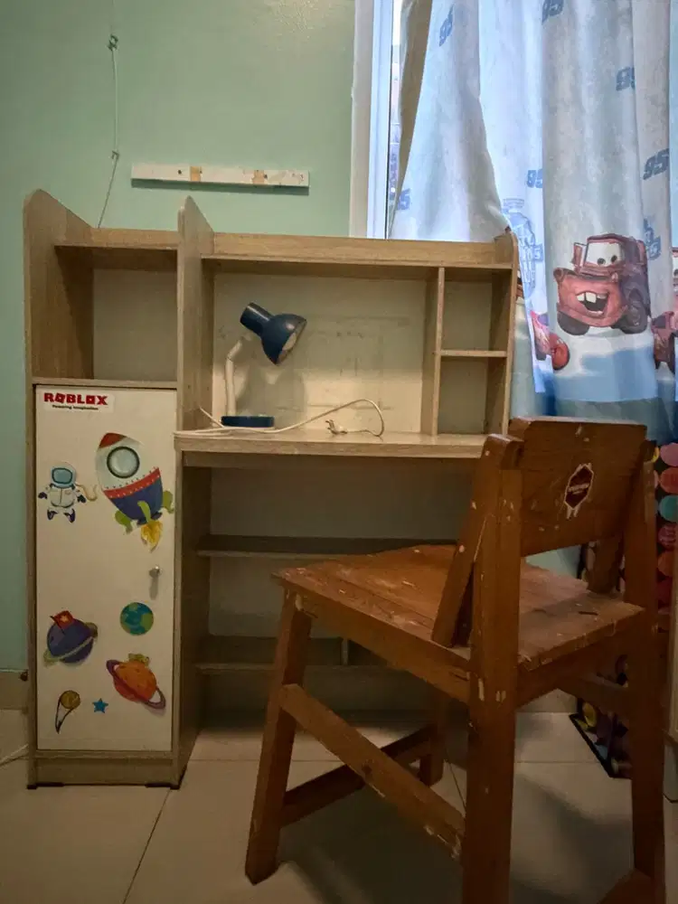 Dijual meja belajar anak