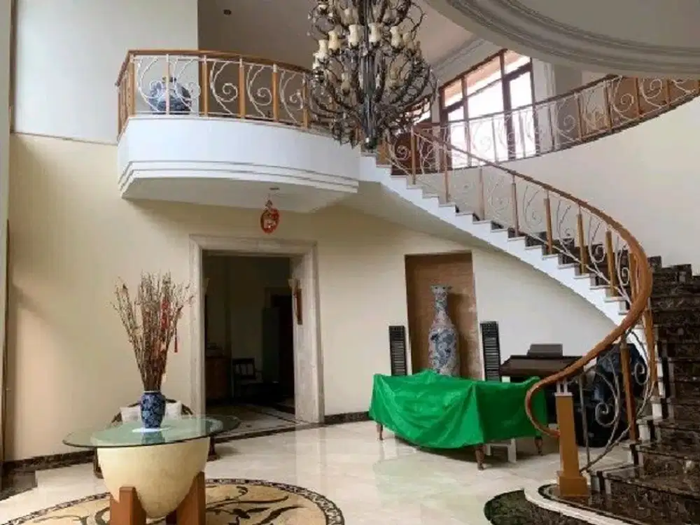 Rumah Mewah Sayap Setiabudi, Cidadap Lt 1248 Ref.05572