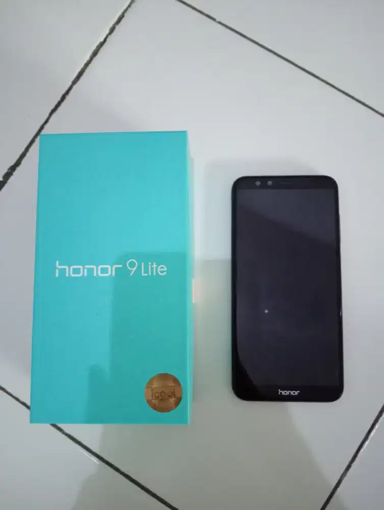 PRELOVED HP HONOR