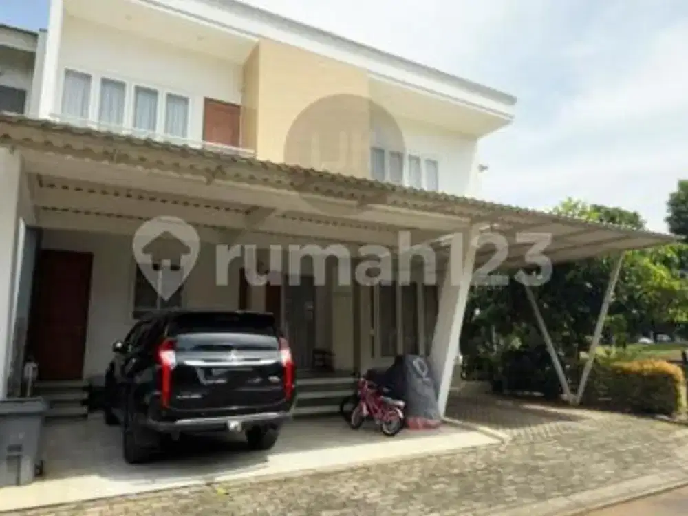 Jual Rumah Hoek Cantik Dekat Pintu Tol Castilla Bsd City
