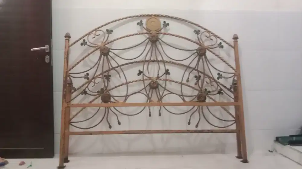 JUAL KERANJANG/ TEMPAT TIDUR BESI