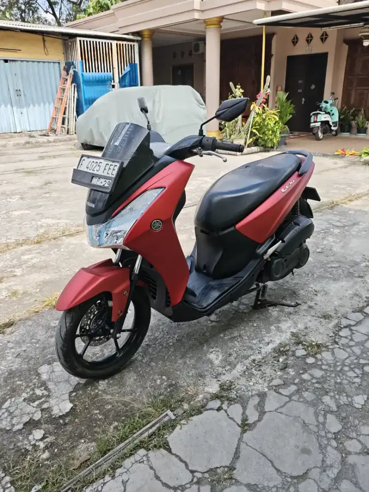 SALE ..  YAMAHA LEXY 2019