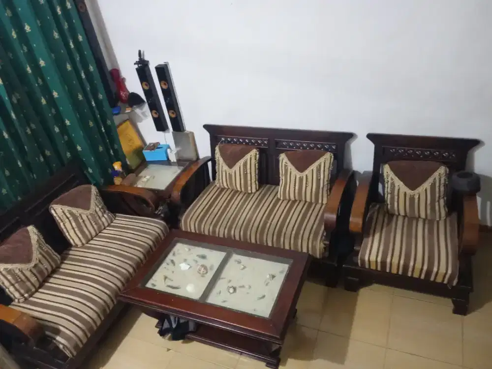 Sofa tamu kayu minimalis
