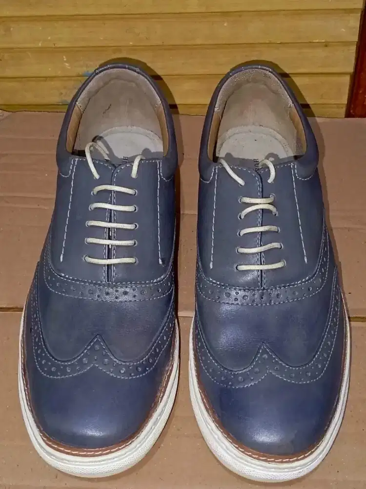 Sepatu branded Hush Puppies Original size 43