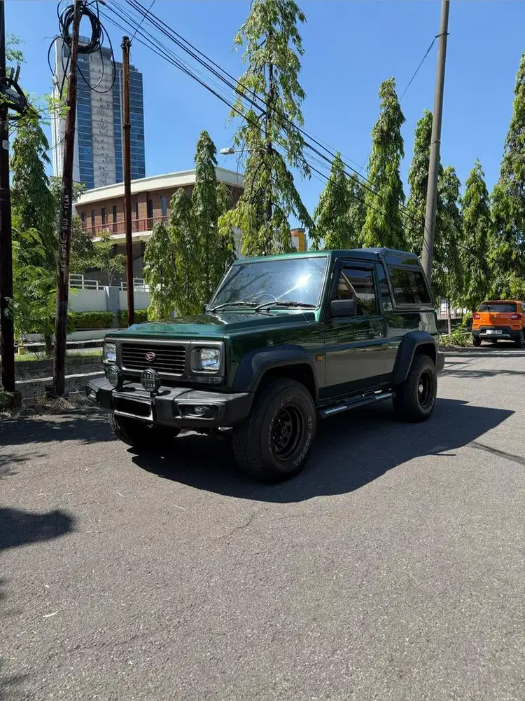 Daihatsu Taft Rocky independent