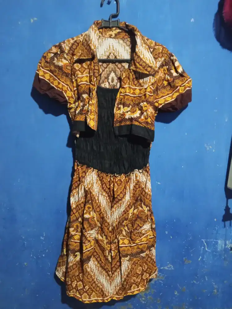 Dress batik lengan pendek