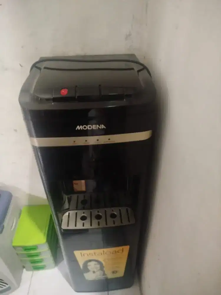 Dispenser modena