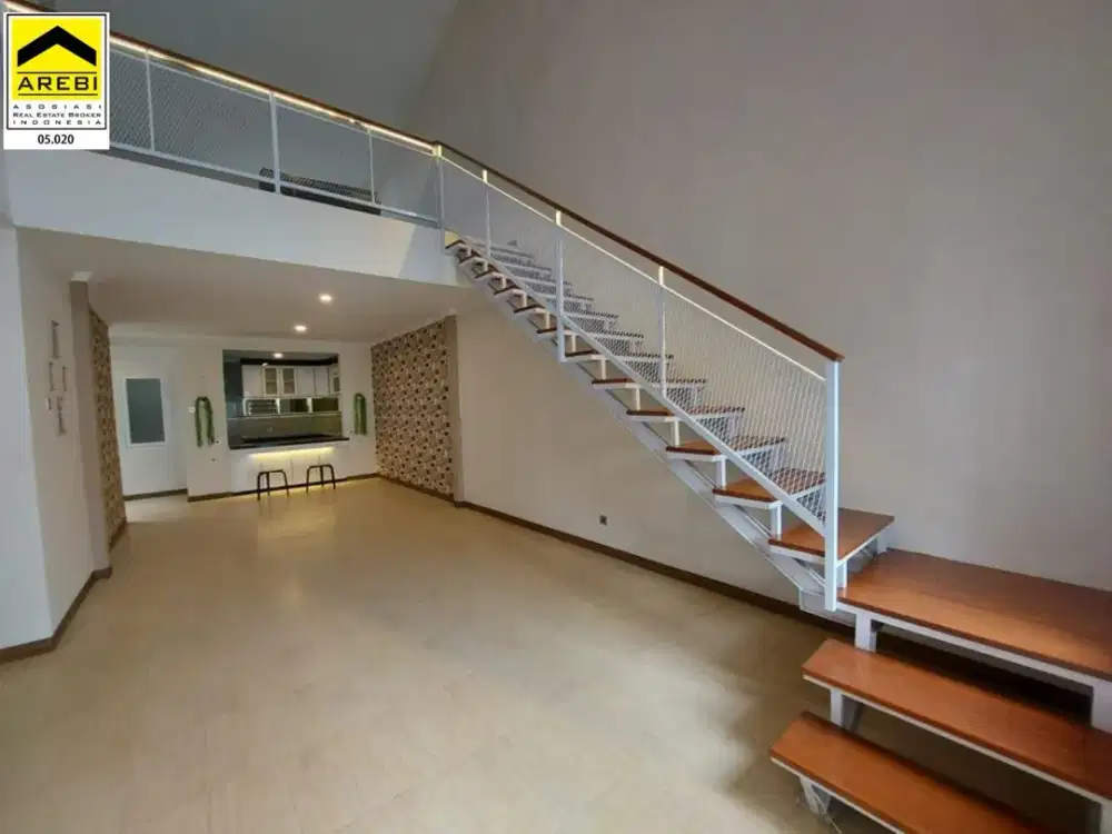 Rumah Modern 2 Lantai di Kawasan Strategis Kota Baru Parahyangan Dekat Hotel Mansion Pine