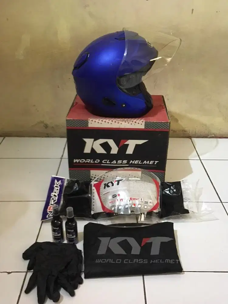 Helm KYT Kyoto R