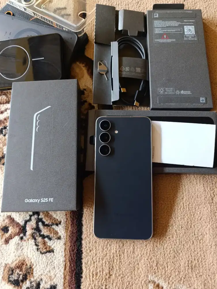 Samsung Galaxy S25 FE 8/256GB Fullset Likenew