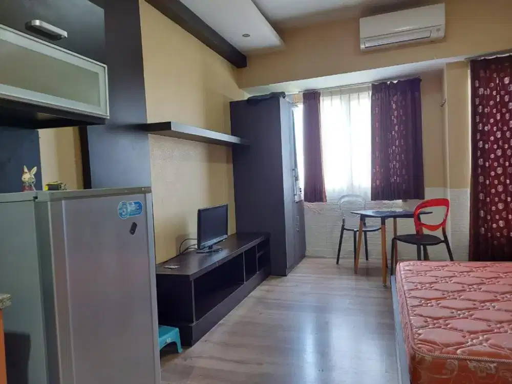 Disewakan Apartemen Studio Barkeley UC Surabaya Barat