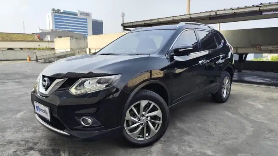DP RENDAH Nissan X-Trail 2.5 Bensin-AT 2017 BZD