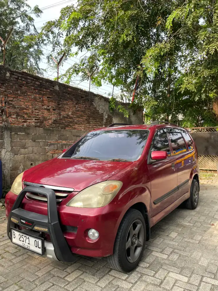 Xenia 1.0 LI 2004