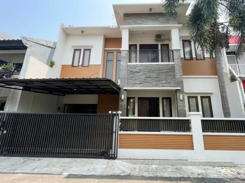 DIJUAL RUMAH BESAR + LOKASI PREMIUM = KOMBINASI PALING DICARI