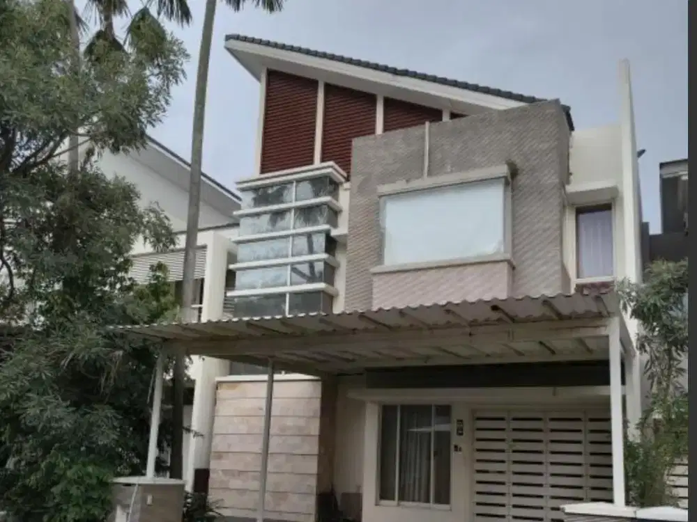 Dijual Rumah Pakuwon Indah Onegolf Terrace Minimalis Strategis Siap Huni