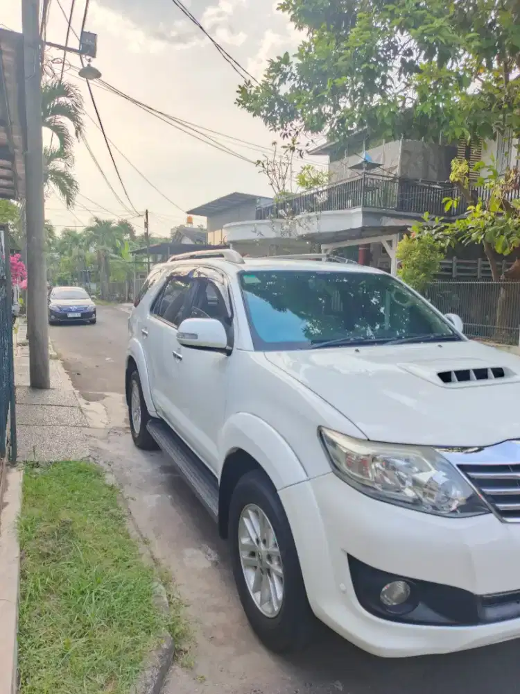 Toyota Fortuner G 2.5 Matic Diesel 2014