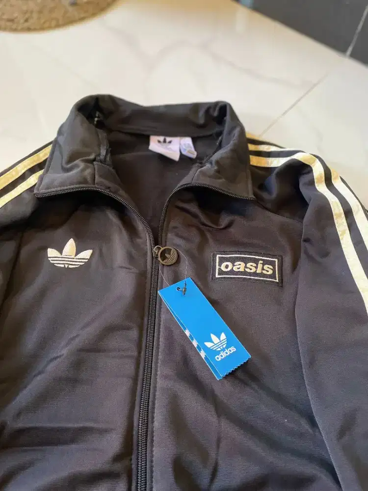 Adidas Oasis Tracktop Premium