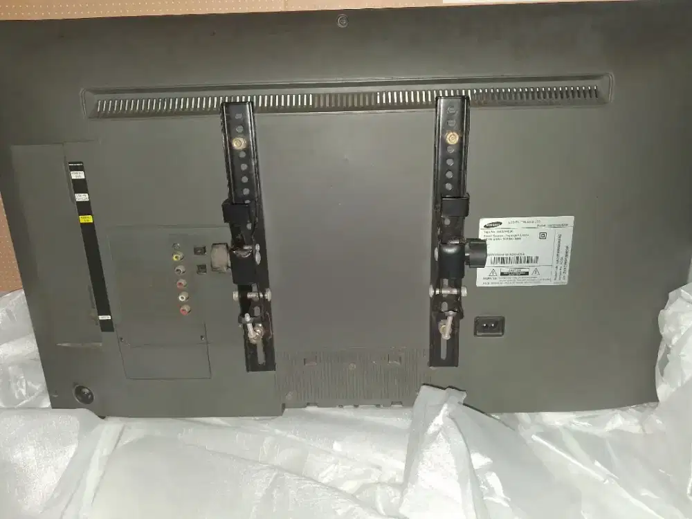 SAMSUNG TV LED UA32F4000AM