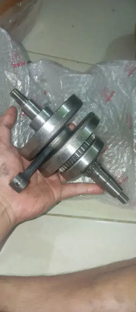 kruk as set mesin k56, cbr k45g, cbr k45n , sonic, new cb 150...