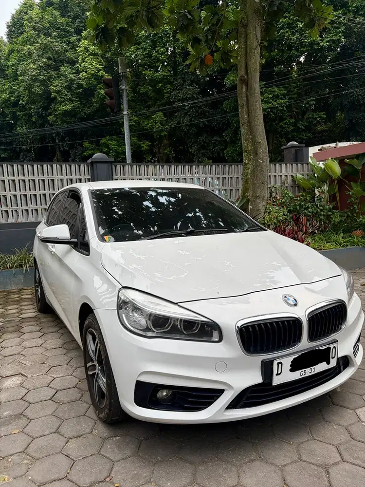 BMW 218i 2015 Bensin