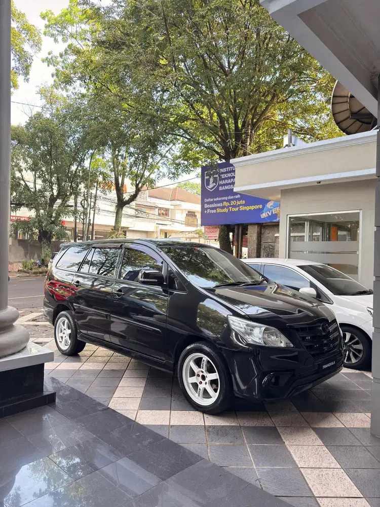 Toyota Kijang Innova 2015 Diesel