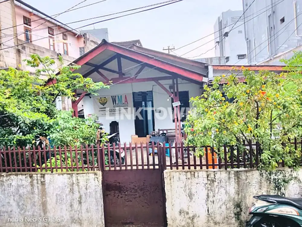 Dijual Rumah Tanah Luas di Jakarta Pusat