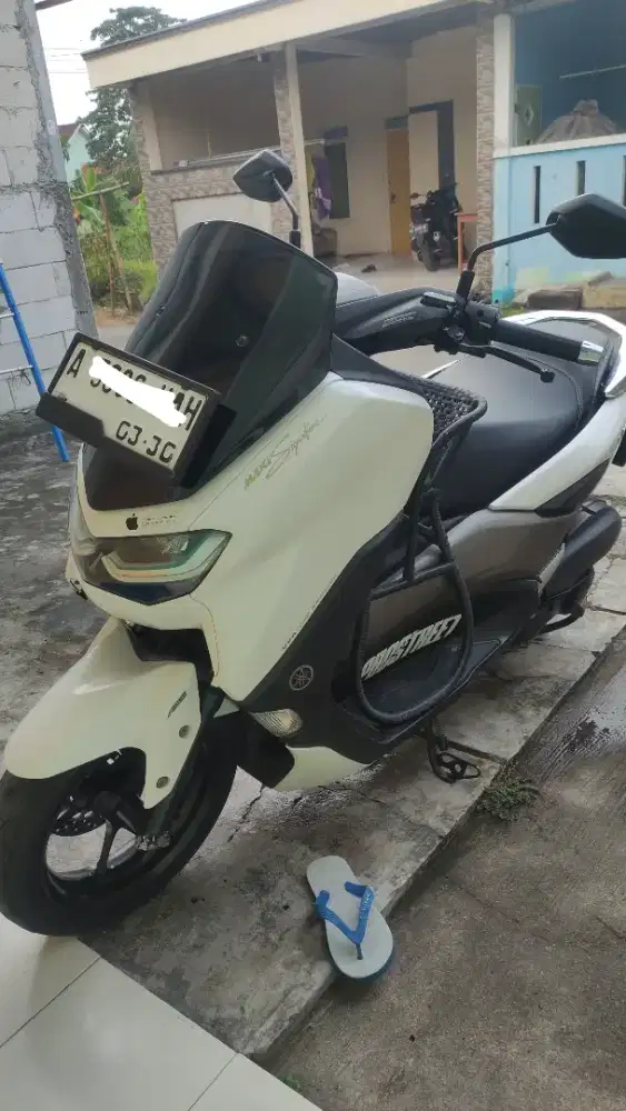 ALL NEW NMAX ABS CONNECTED (White Edition)