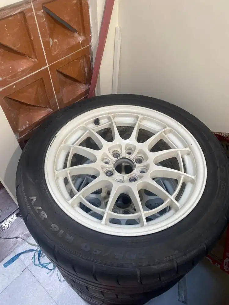 Velg enkei spider r16 ring 16