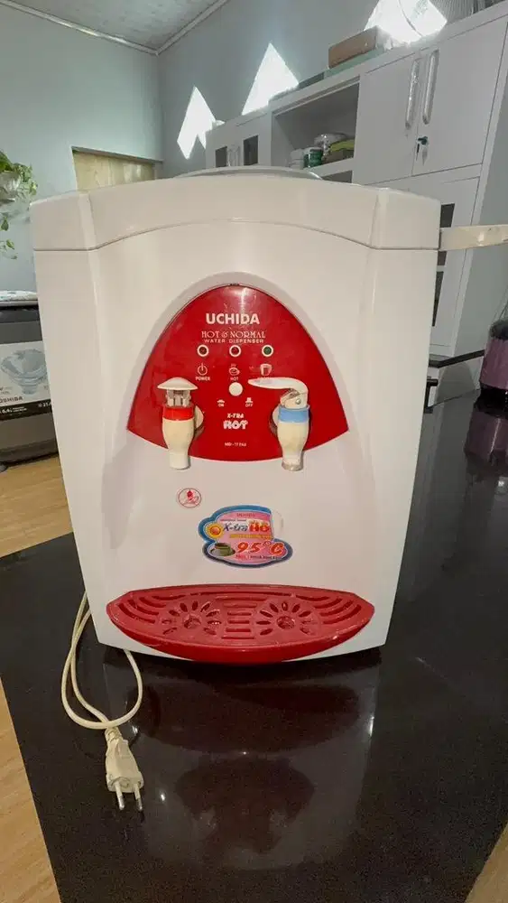 Dispenser bekas