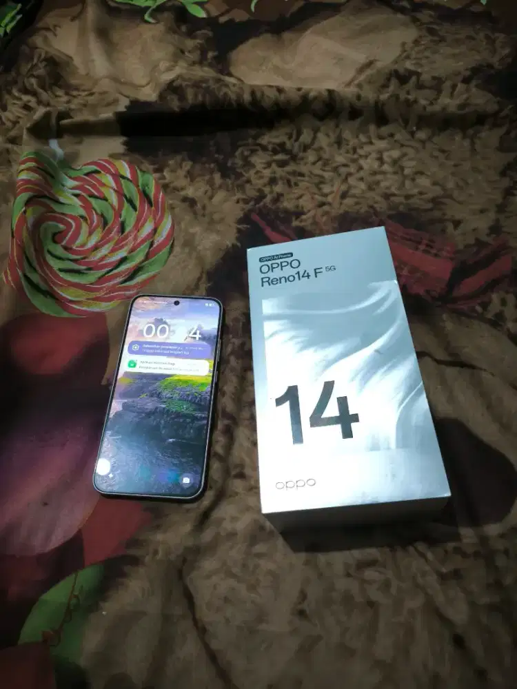 Oppo Reno 14F 5G. 12/256