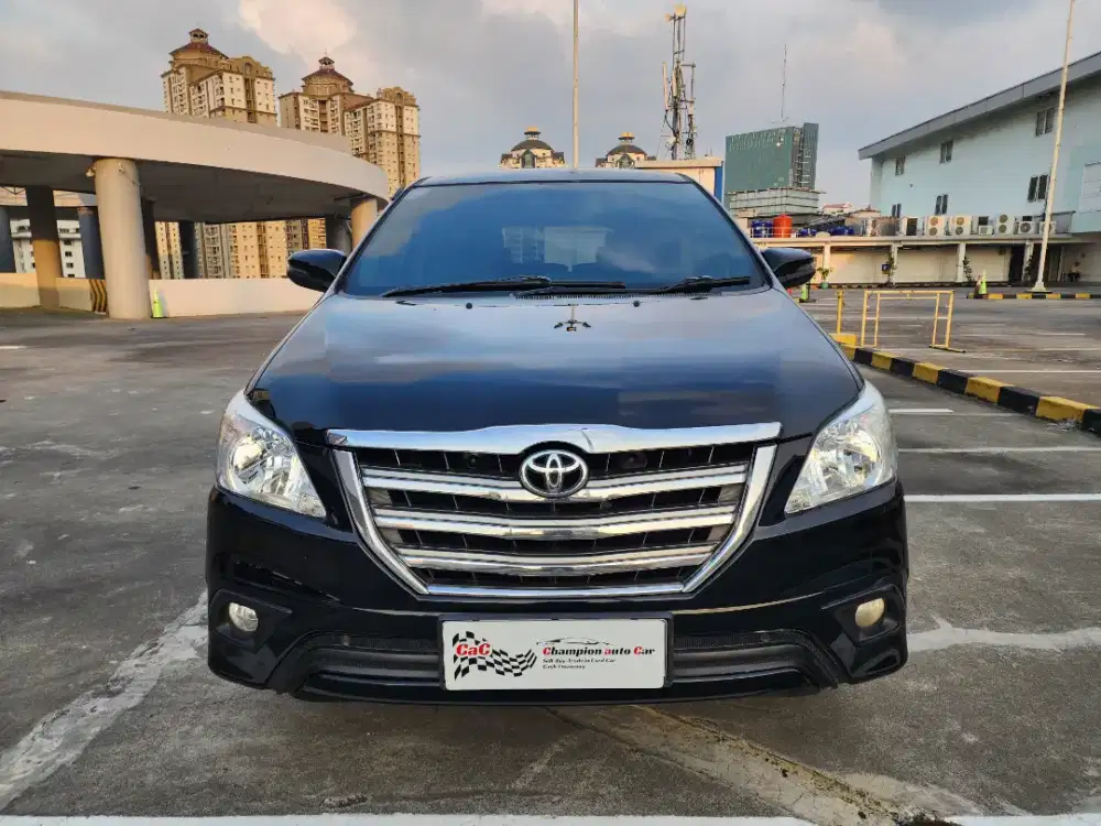 Innova 2.5 G AT diesel 2014