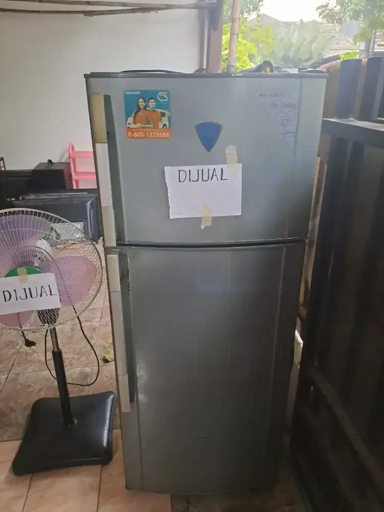 Jual kulkas 2 pintu sharp