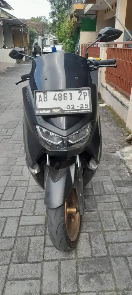 DI JUAL CEPAT SEPEDA MOTOR YAHAHA NMAX 2024