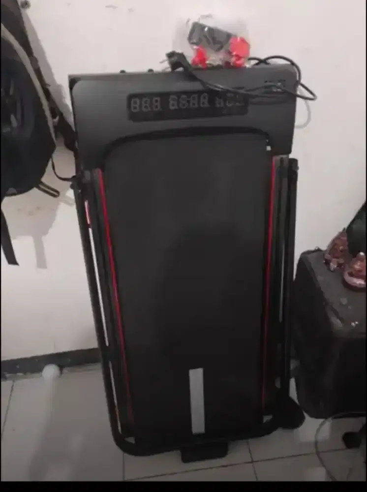 Treadmil portabel MY - HI B30 no cahaya