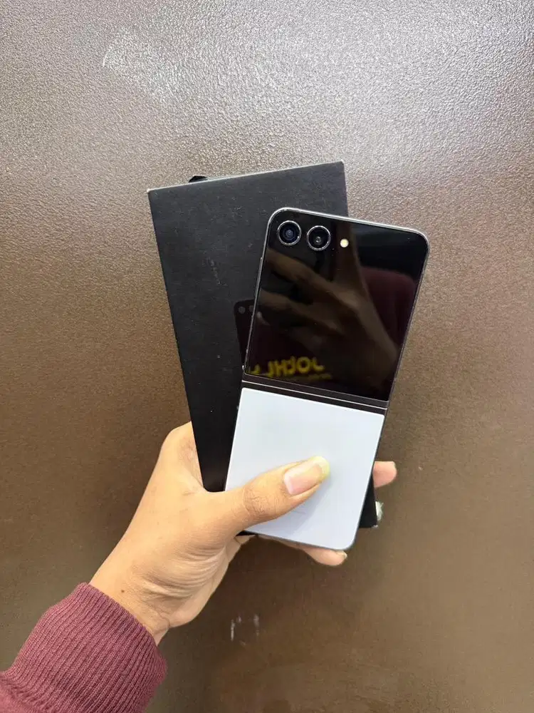 samsung z flip 5 8/512 sein