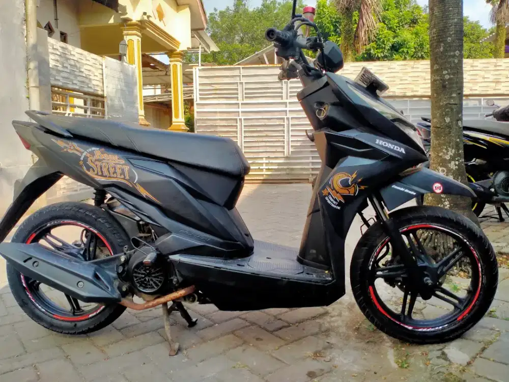 Honda Beat streat lengkap motor sehat keterangan detail dibawah