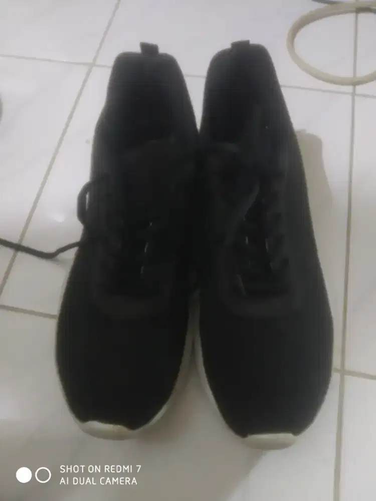Obral ex toko tutup