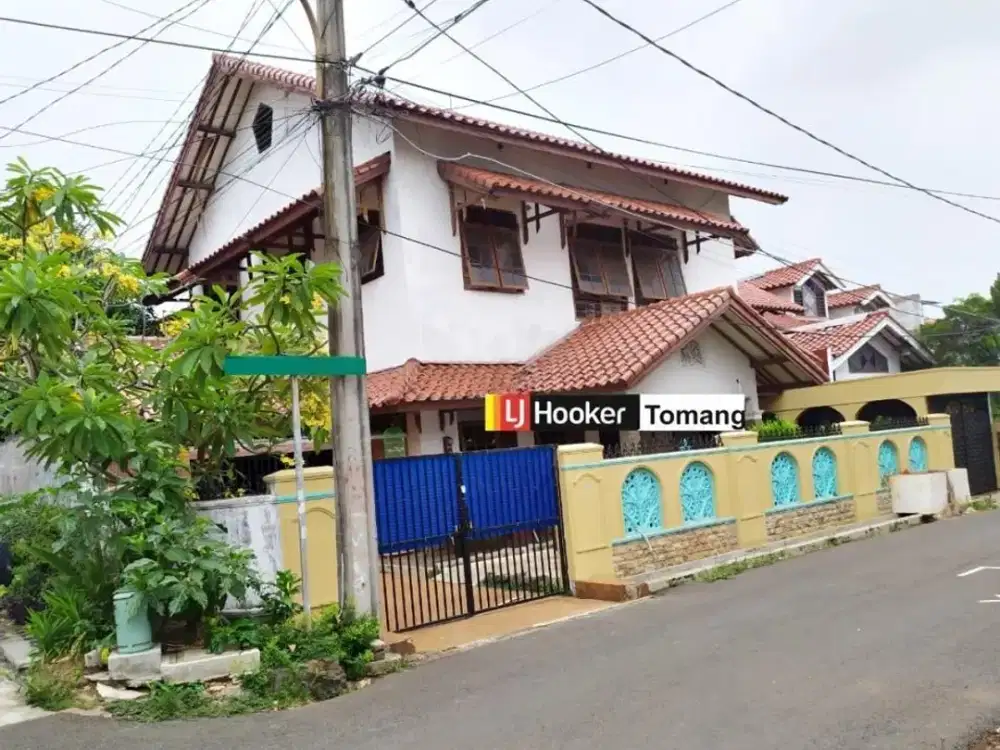 Rumah Luasdi Dalam Komplek, Cocok untuk Mess dan Usaha Online, Kemanggisan, Jakarta Barat