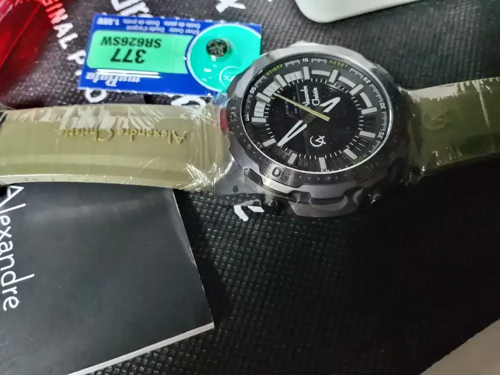 Jam Alexander cristy cowok 9370MH
GARANSI RESMI 
(BARU) JUAL MURAH