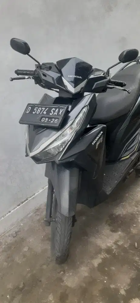 Vario 125 2016 led old