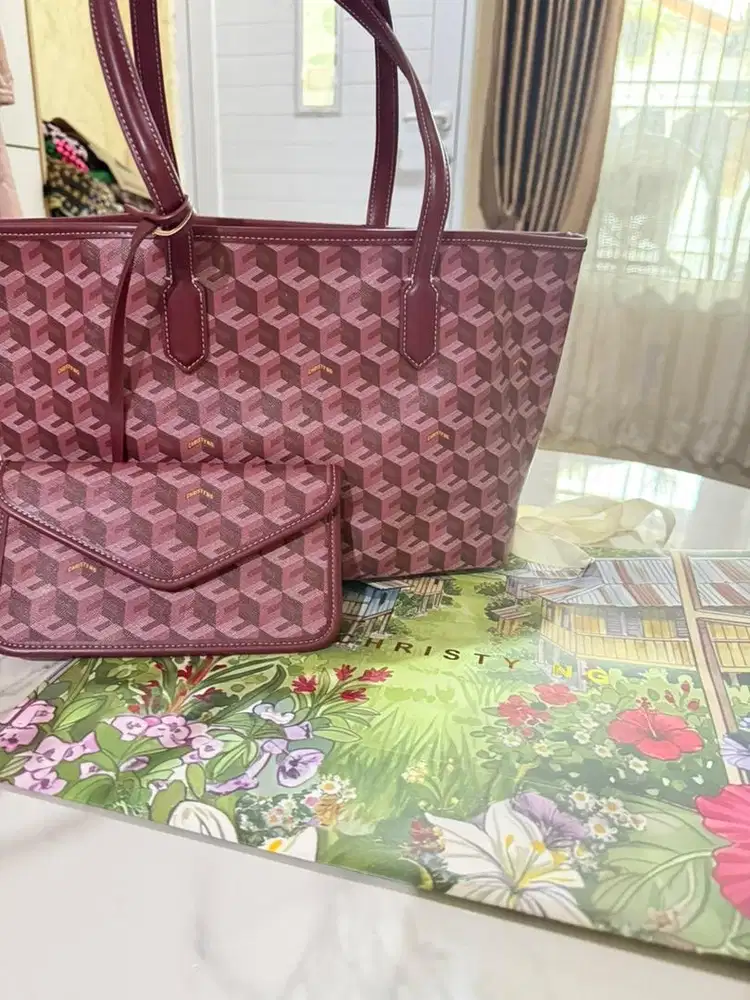 Preloved Tas Christy NG Russo Medium Burgundy (Ori)