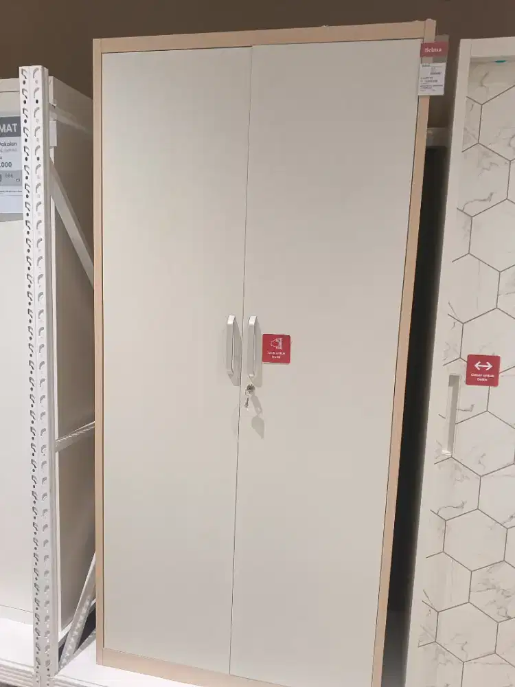 Lemari Premium Favorit Keluarga Archy Metal Wardobe 2 Pintu