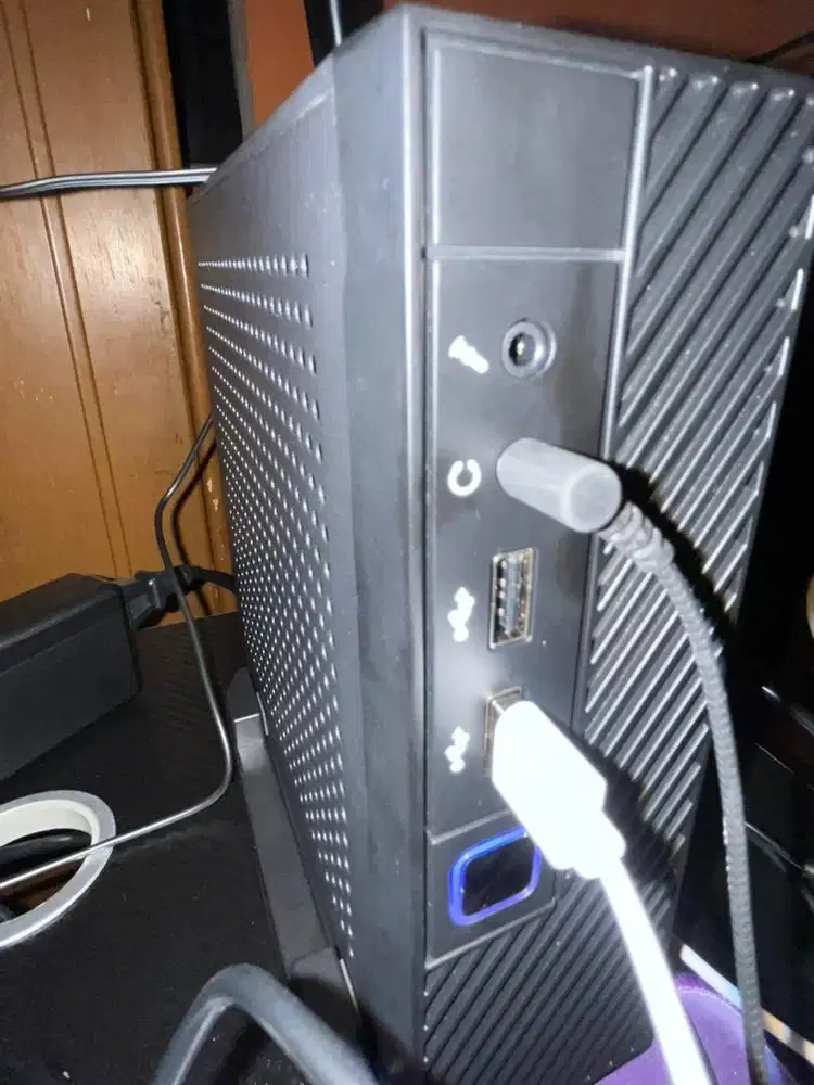 Di jual PC Mini Lengkap Sama Monitor, Keyboard, Mouse, Webcam